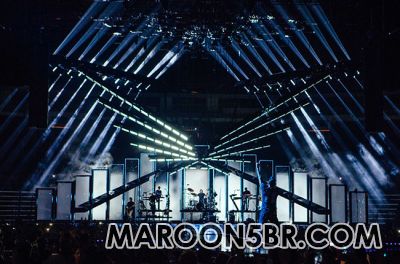 maroon-5-concert-houston6-2015-billboard-650.jpg