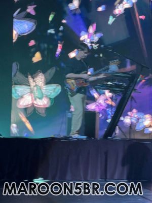 2022_06_03-Maroon5Sacramento-1320.JPG